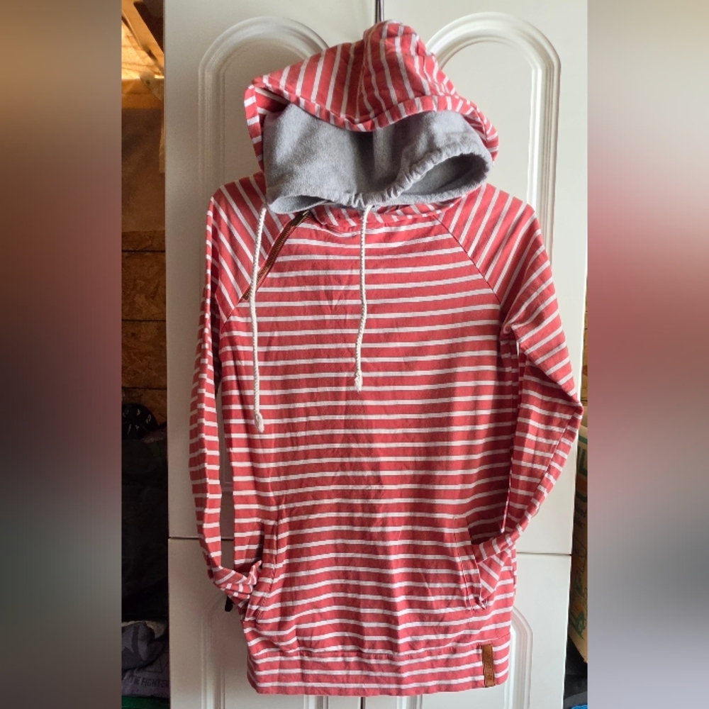 💥 Ampersand AvenueDoubleHood™ Sweatshirt - Line It Up - Picture 6 of 11